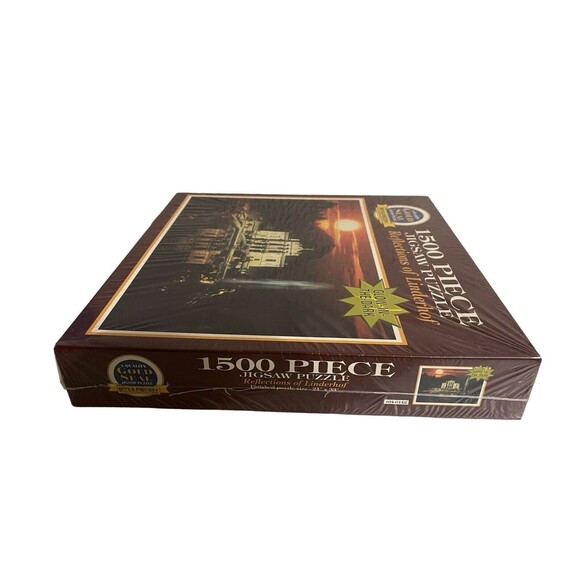 Reflections of Linderhof Castle Bavaria 1500 Piece Glow in Dark Puzzle - Sealed - Picture 5 of 15